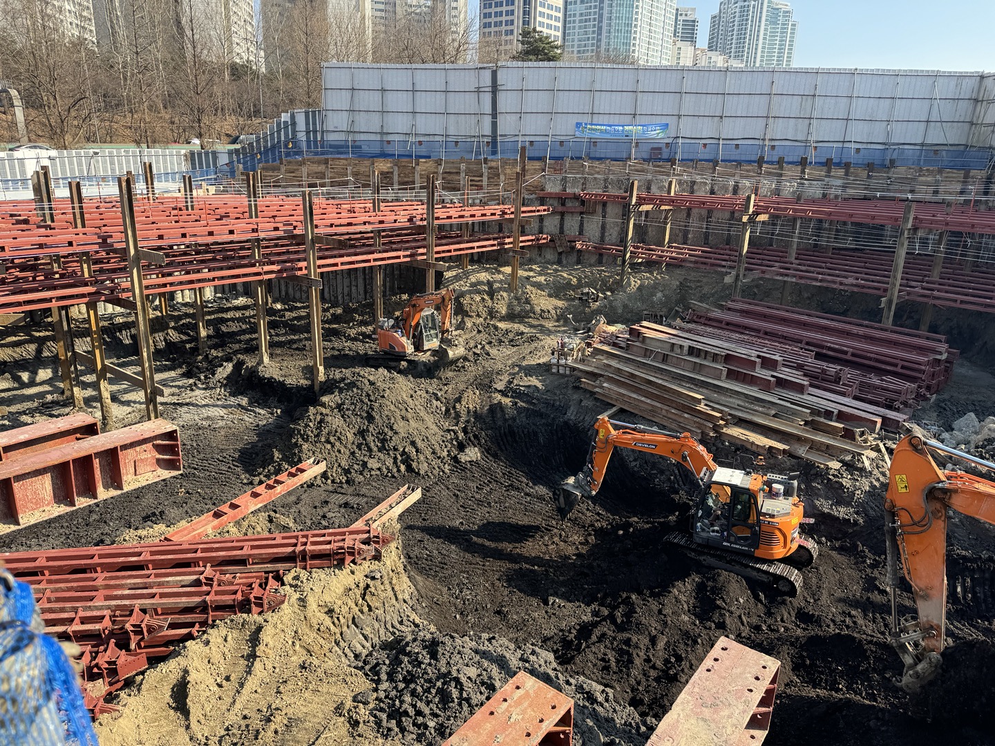 /user/s/sgeng/editor/2502/cd5ff9a1de6723b1d75a0af55af9be45_1740720105_1311.jpg 이미지크게보기