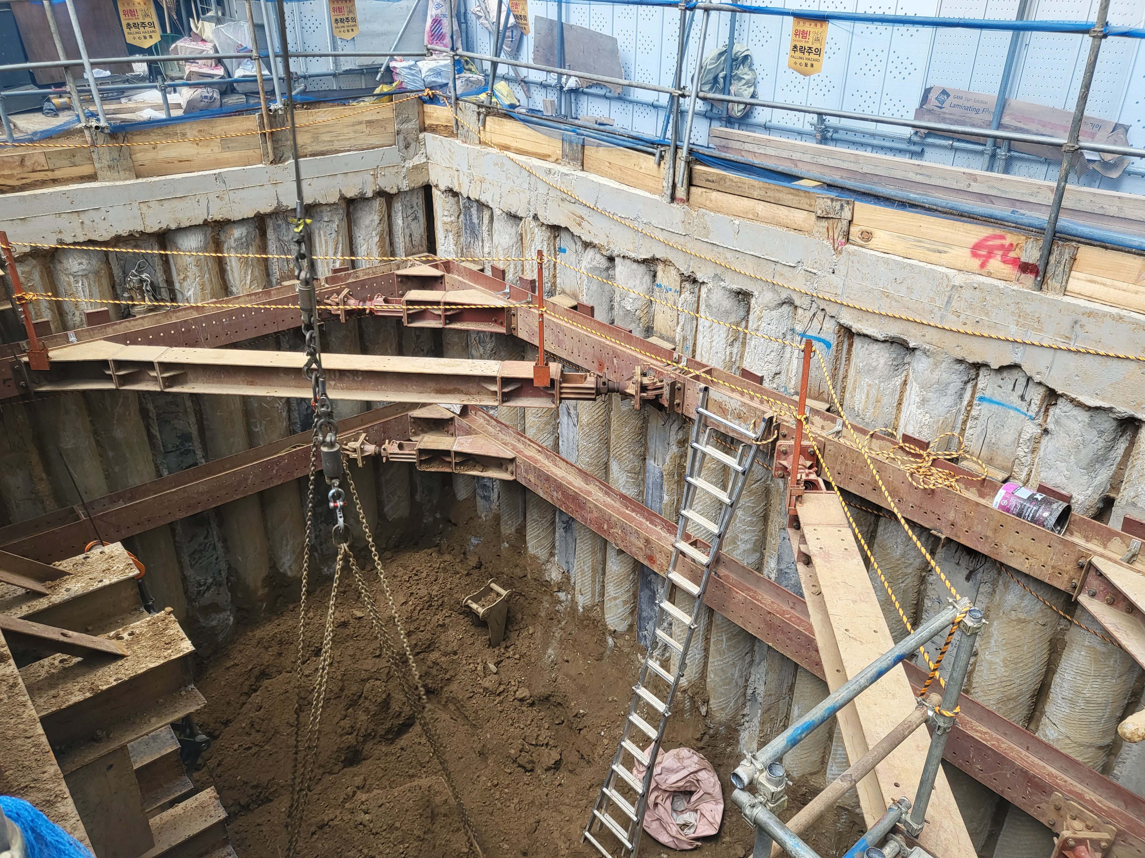 /user/s/sgeng/editor/2502/cd5ff9a1de6723b1d75a0af55af9be45_1740723712_1813.jpg 이미지크게보기